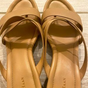 Cole Haan Nike Air Size 10 Beige Sandals